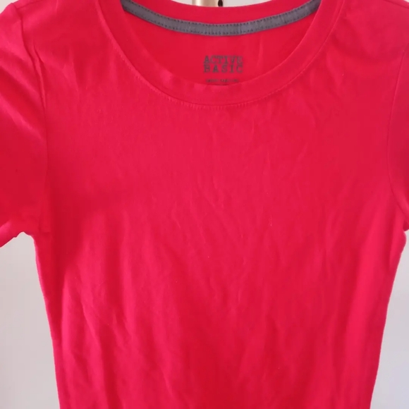 Active Basic T Shirt Women's Size Small - Style: 8584. - No Original Tags - Picture 2 of 3